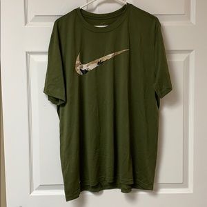 Men’s Nike Dri-fit T-shirt